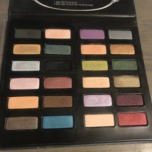 Kat Von D Makeup - Limited Edition KVD Spellbinding Palette Kat Von D Makeup - Limited Edition KVD Spellbinding Palette